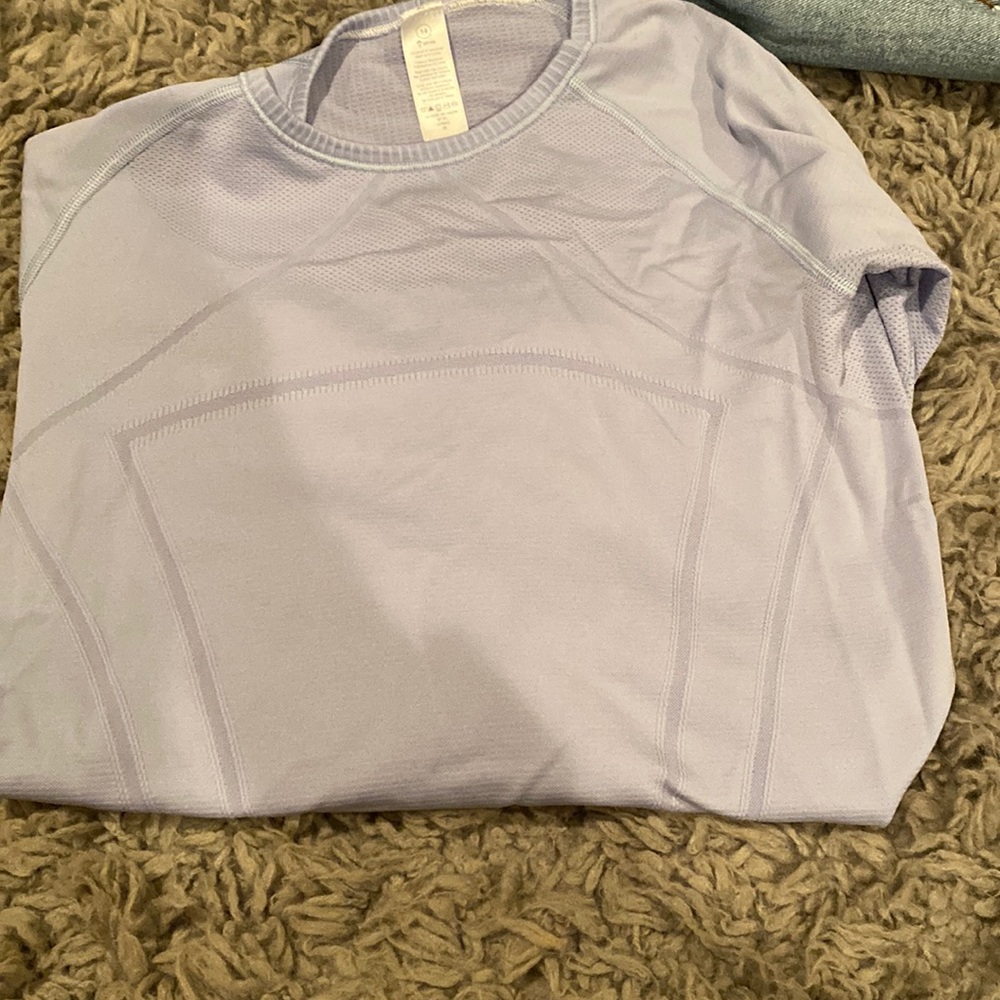 Worn only once !